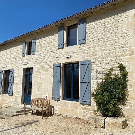 Chateau Des Loups - Les Pommiers Echire Kültér fotó