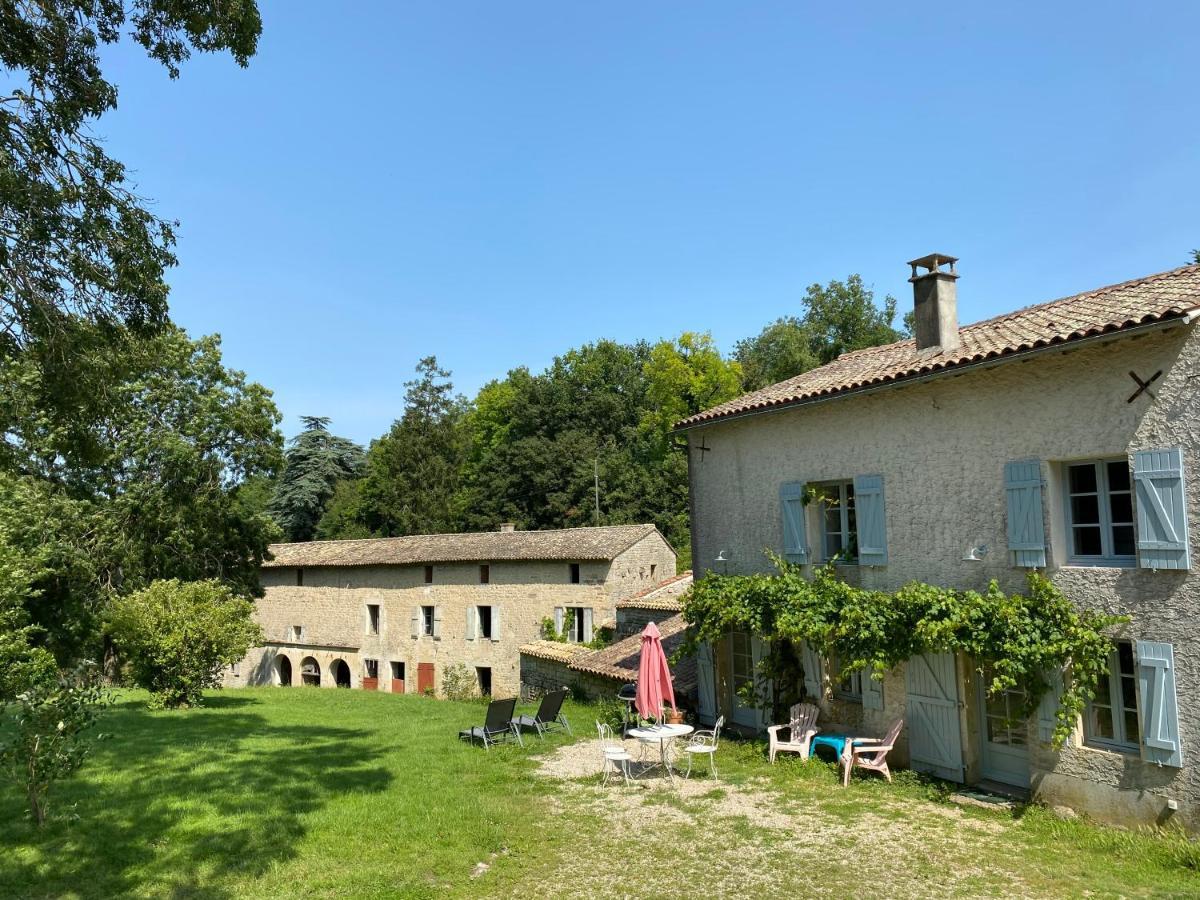 Chateau Des Loups - Les Pommiers Echire Kültér fotó